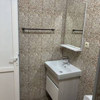 Сдается Многокомнатная квартира, 80 м²