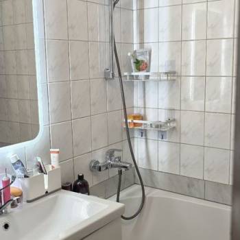Сдается Многокомнатная квартира, 67,8 м²