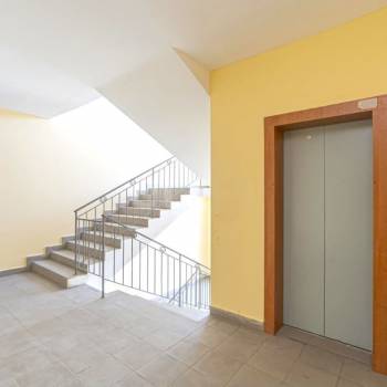 Продается 1-комнатная квартира, 41 м²