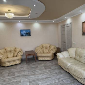 Сдается Многокомнатная квартира, 80 м²