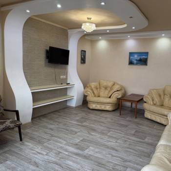 Сдается Многокомнатная квартира, 80 м²