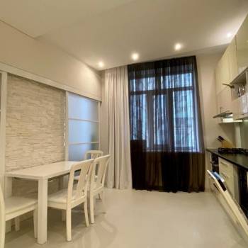Сдается 2-х комнатная квартира, 84 м²