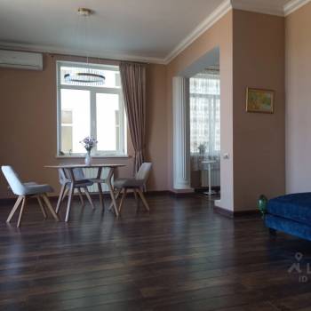 Сдается 2-х комнатная квартира, 100 м²
