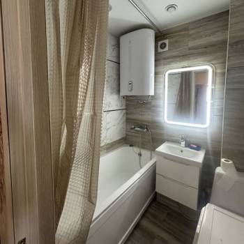 Сдается 1-комнатная квартира, 37 м²
