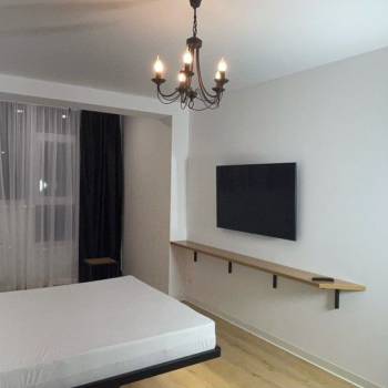 Сдается 1-комнатная квартира, 39 м²