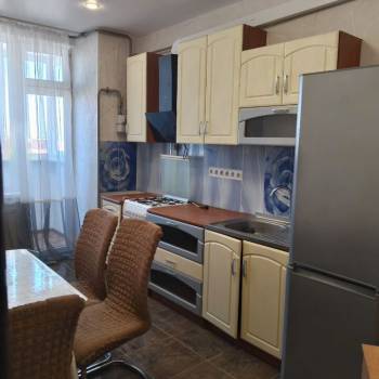Сдается 2-х комнатная квартира, 55 м²