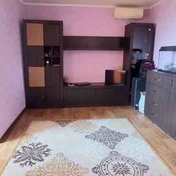 Сдается 1-комнатная квартира, 48 м²