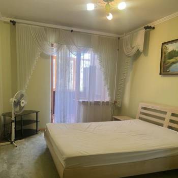 Сдается 2-х комнатная квартира, 70 м²