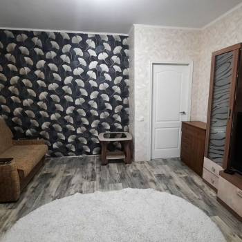 Сдается 1-комнатная квартира, 43 м²