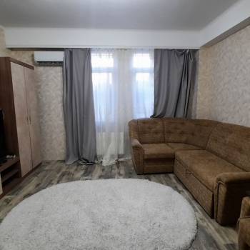 Сдается 1-комнатная квартира, 43 м²