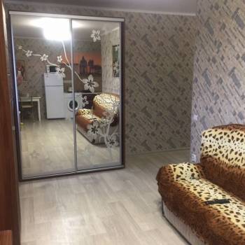 Сдается 1-комнатная квартира, 35 м²