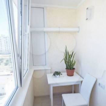 Сдается 1-комнатная квартира, 42 м²