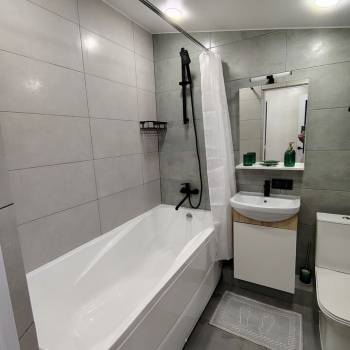 Продается 1-комнатная квартира, 41 м²