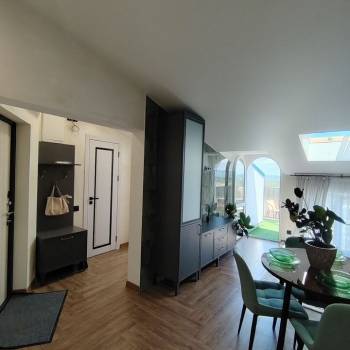 Продается 1-комнатная квартира, 41 м²