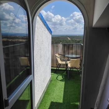 Продается 1-комнатная квартира, 41 м²