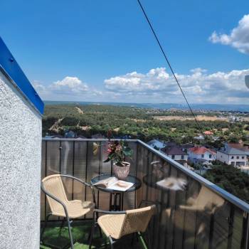 Продается 1-комнатная квартира, 41 м²