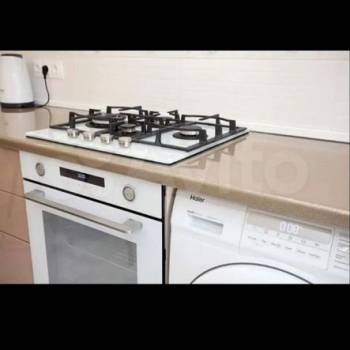 Продается 1-комнатная квартира, 49,7 м²