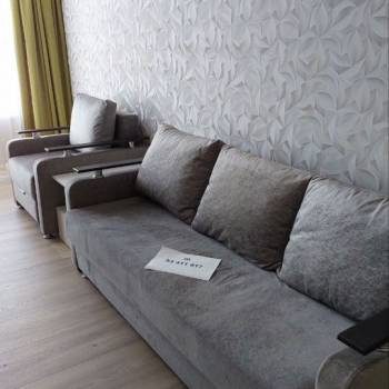 Продается 1-комнатная квартира, 42 м²