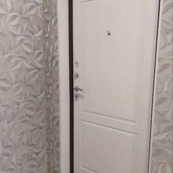 Продается 1-комнатная квартира, 42 м²