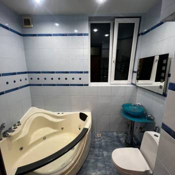 Сдается 2-х комнатная квартира, 72 м²
