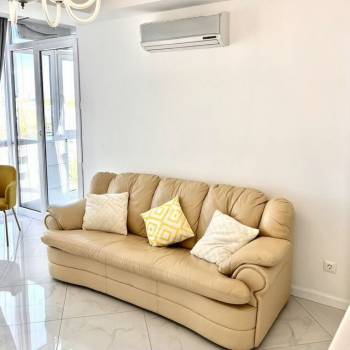 Сдается 2-х комнатная квартира, 72 м²