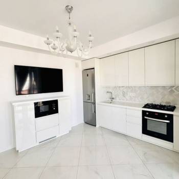 Сдается 2-х комнатная квартира, 72 м²