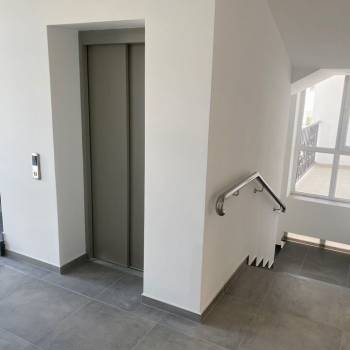 Сдается Нежилое помещение, 16,4 м²