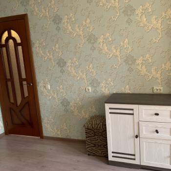 Продается 1-комнатная квартира, 46 м²