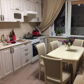 Продается 1-комнатная квартира, 46 м²