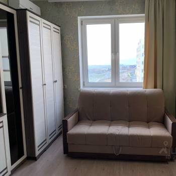 Продается 1-комнатная квартира, 46 м²