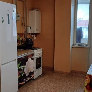 Сдается 1-комнатная квартира, 42 м²