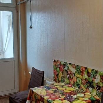 Сдается 1-комнатная квартира, 42 м²