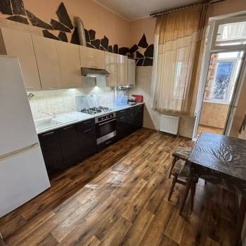 Сдается 2-х комнатная квартира, 60 м²