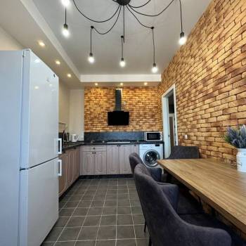 Продается 1-комнатная квартира, 45 м²