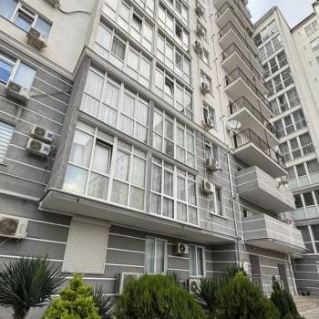 Сдается 1-комнатная квартира, 42 м²