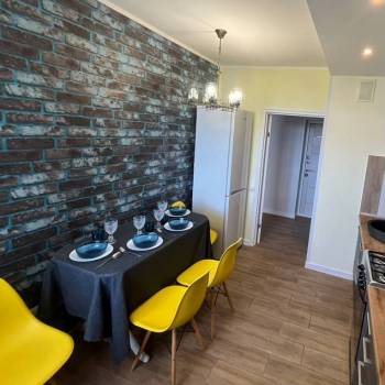 Сдается 1-комнатная квартира, 42 м²
