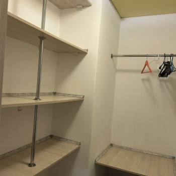 Сдается 1-комнатная квартира, 56 м²