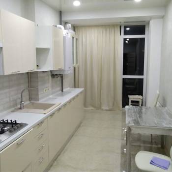 Сдается 1-комнатная квартира, 42 м²