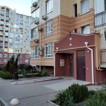 Сдается 1-комнатная квартира, 42 м²