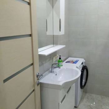 Сдается 1-комнатная квартира, 42 м²