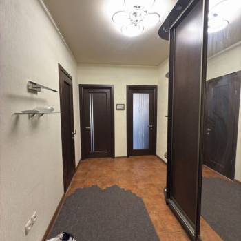 Сдается 1-комнатная квартира, 59 м²