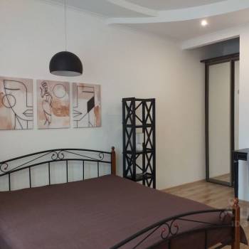 Продается Дом, 240 м²