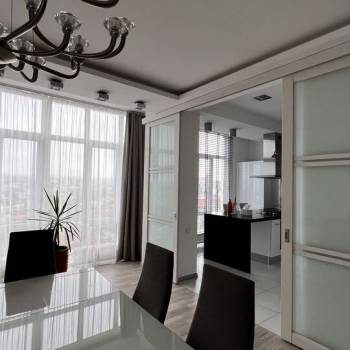 Продается 3-х комнатная квартира, 191,3 м²