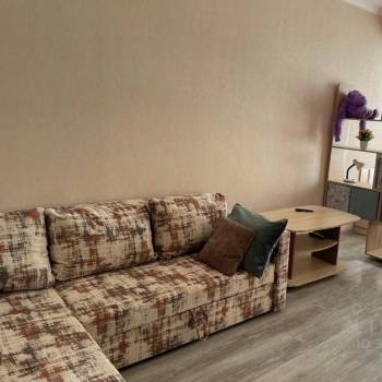 Сдается 1-комнатная квартира, 43 м²