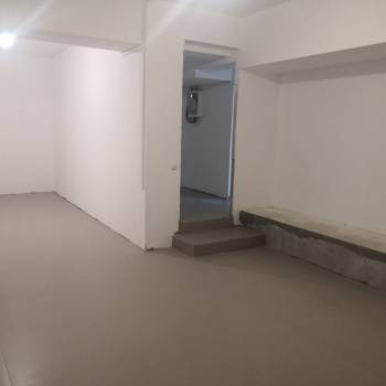 Сдается Нежилое помещение, 170 м²