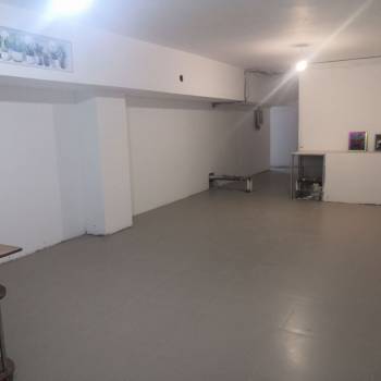 Сдается Нежилое помещение, 170 м²