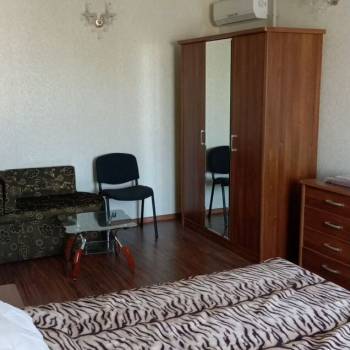 Сдается Многокомнатная квартира, 100 м²