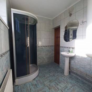 Сдается Многокомнатная квартира, 100 м²
