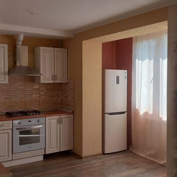 Сдается Многокомнатная квартира, 80 м²