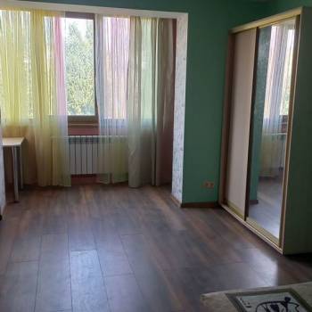 Сдается Многокомнатная квартира, 80 м²